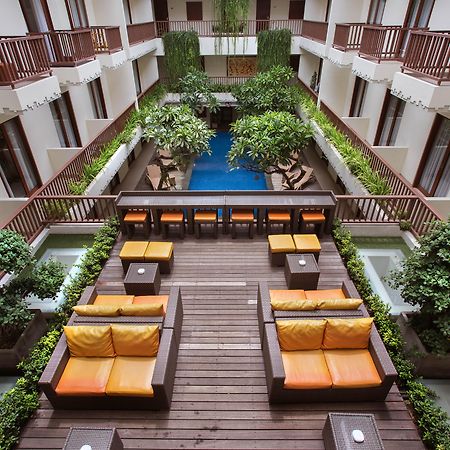 Sense Sunset Hotel Seminyak Exterior foto