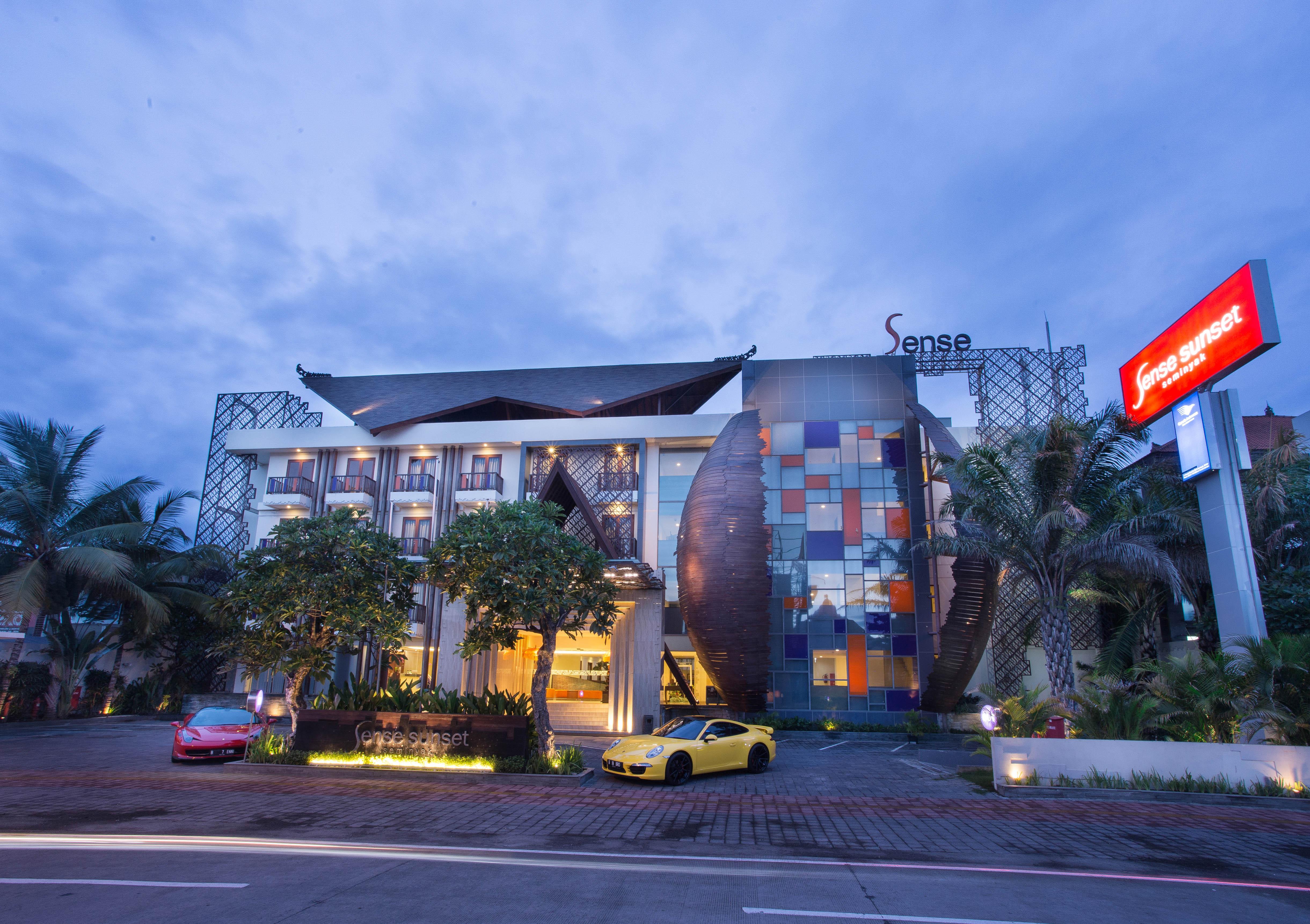 Sense Sunset Hotel Seminyak Exterior foto
